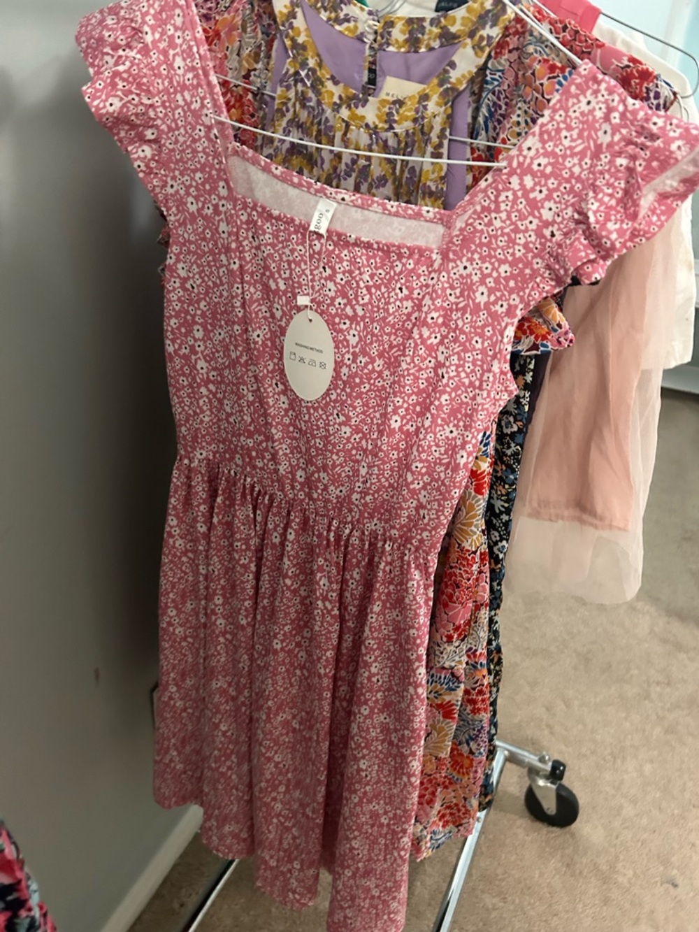 Reseller bundle women’s teen clothing branded dresses romper shorts. Leith - Picture 9 of 16